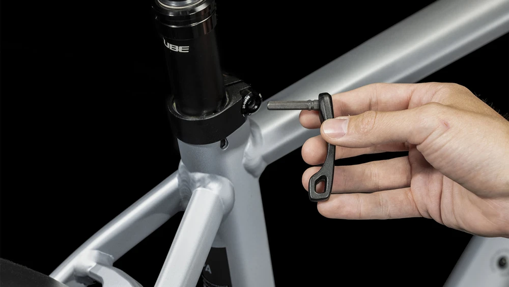 Cube Nuride Hybrid EXC 625 Allroad Polarsilver´n´black – Bild 6